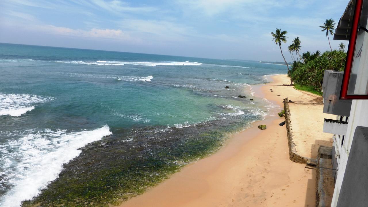 Ocean Reef Hotel Hikkaduwa Exteriör bild