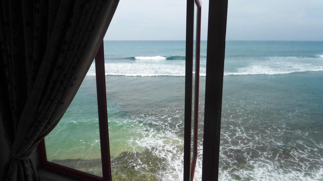 Ocean Reef Hotel Hikkaduwa Exteriör bild