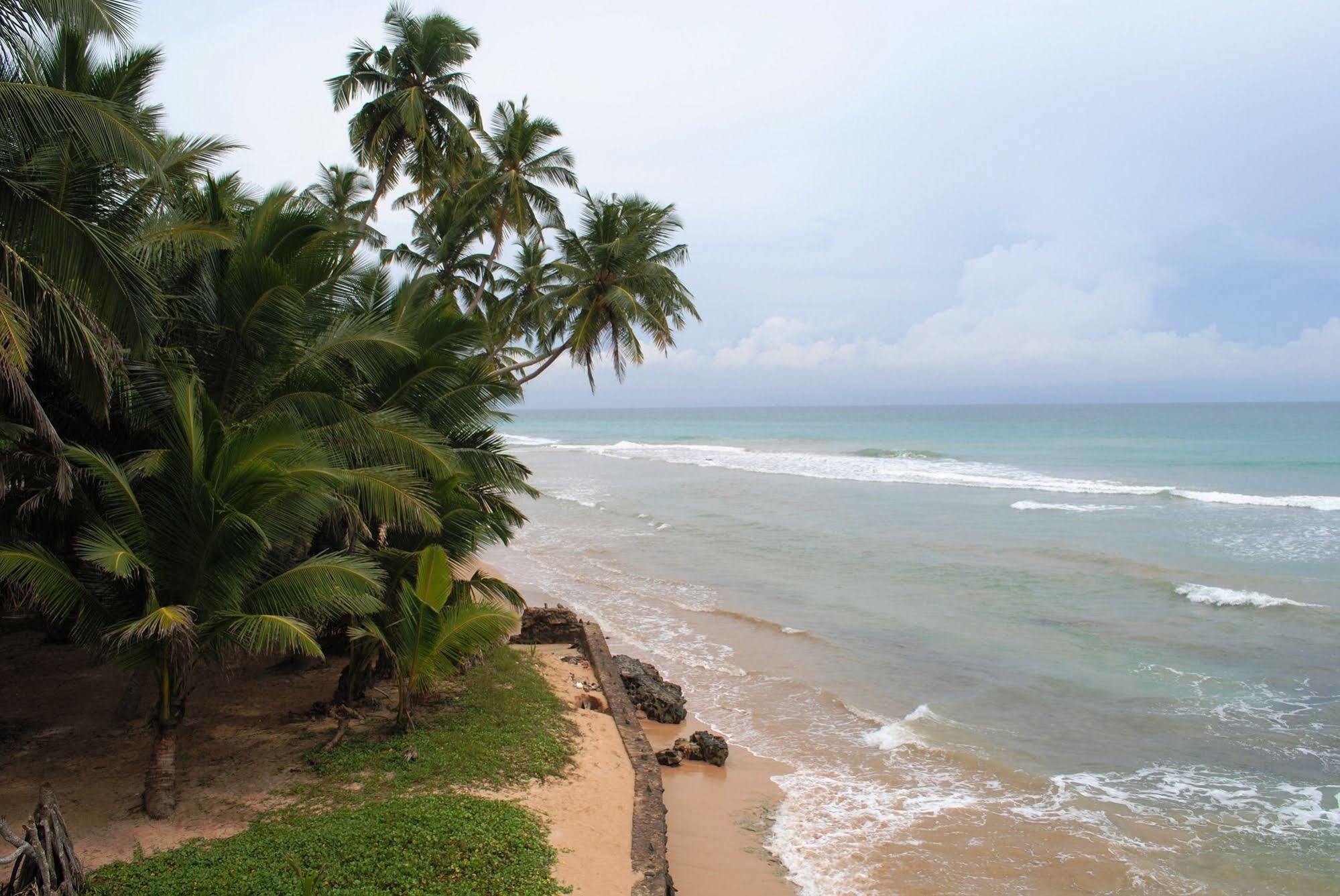 Ocean Reef Hotel Hikkaduwa Exteriör bild